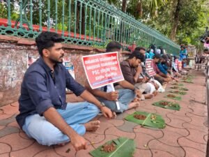 ഡ്രൈവർ ഉദ്യോഗാർത്ഥികൾ അനിശ്ചിതകാല സമരത്തിലേക്ക്